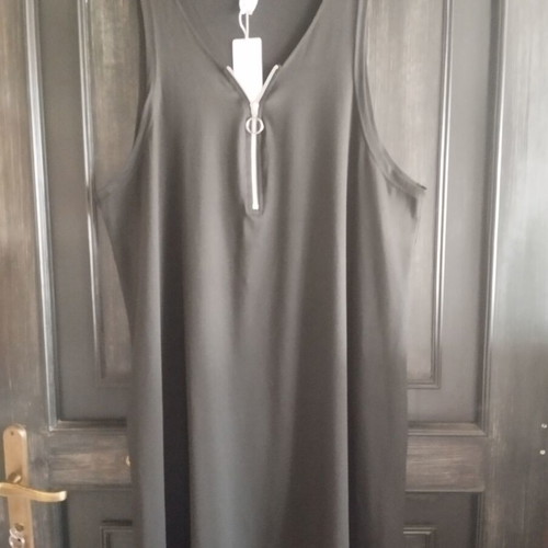 Dress with straps and zipper plus size black new