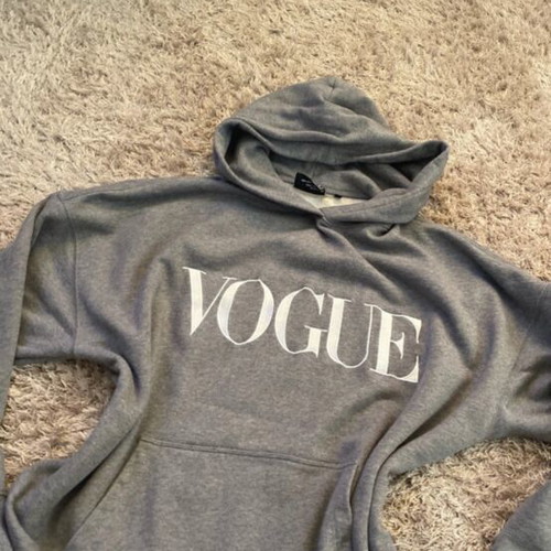 Vogue hoodie gray XXL like new