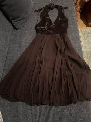 Φόρεμα BCBG Max Azria μεταξωτό σαν καινούργιο, καφέ