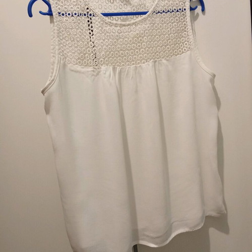 Zara sleeveless summer blouse white like new, size XL