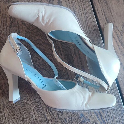 Pollini leather pumps used, size 37, beige