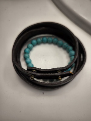 Leather bracelet set with turquoise and brown beads, new