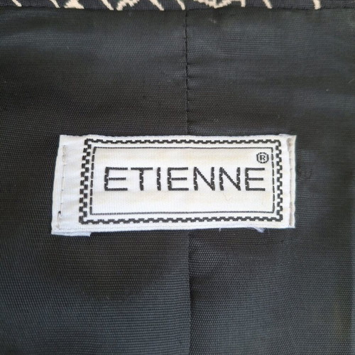 Etienne blazer XL like new, black and white pattern