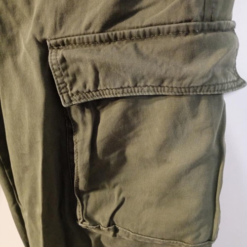 Bershka Cargo Pants khaki like new, size S