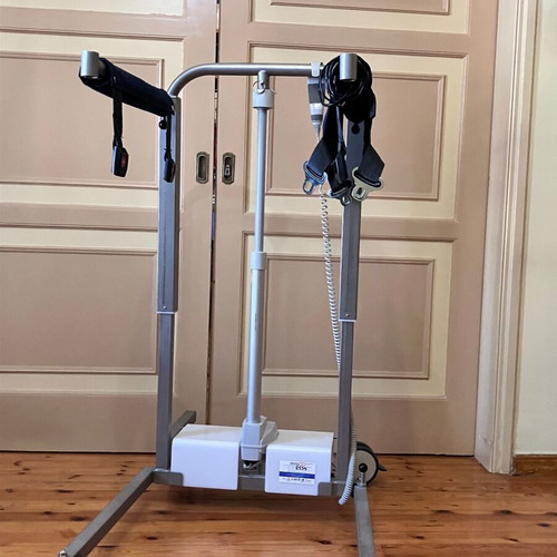 EasyGO patient lift crane like new