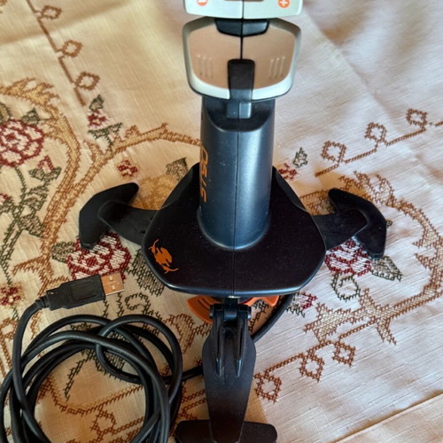 Joystick with USB connection like new for gaming
