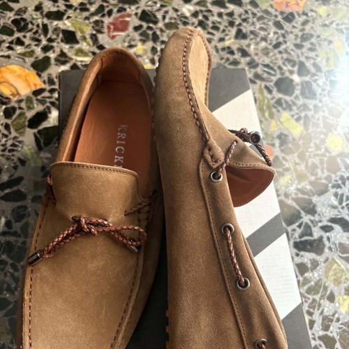 Kricket men's suede leather moccasins size 42 like new, tobacco