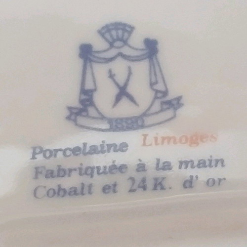 Limoges porcelain vintage fondue bowl with 24K gold finish like new