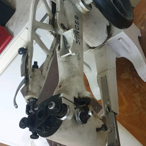 Singer sewing machine used for shoes and soles electric and manual