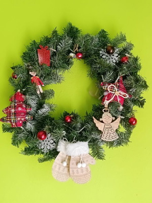 Christmas wreath handmade with lights new
