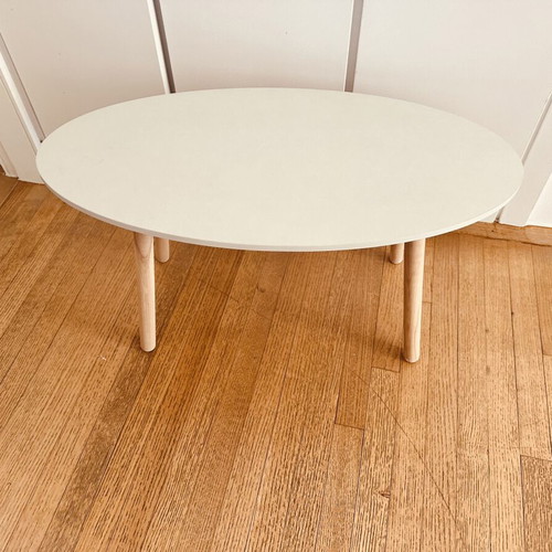 Oval Side Table new, modern design