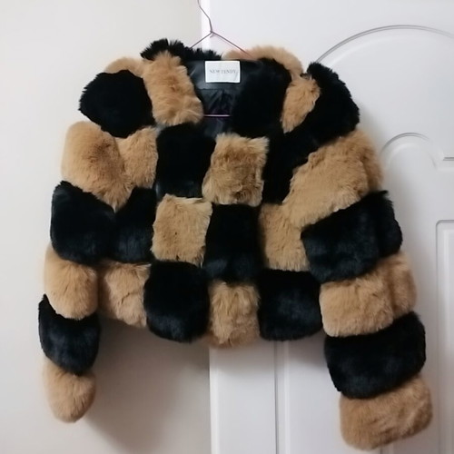 Eco fur jacket Small, new, black and beige checkered