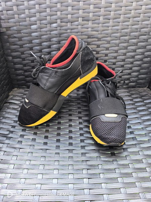 Balenciaga sneakers used, size 36, black