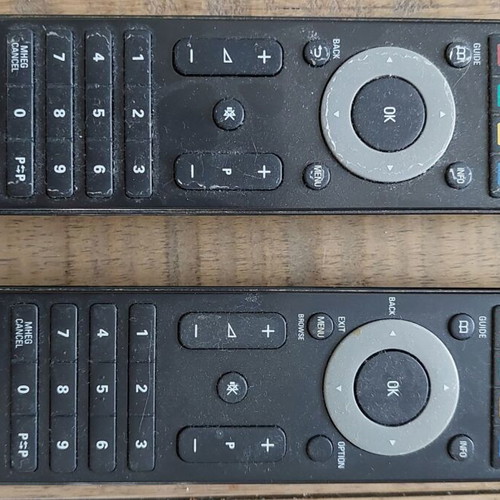 Τηλεχειριστήρια τηλεόρασης Philips μεταχειρισμένα, σετ 2