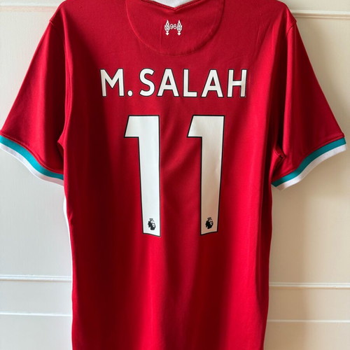 Liverpool Mo Salah jersey like new, size Large 2020-2021