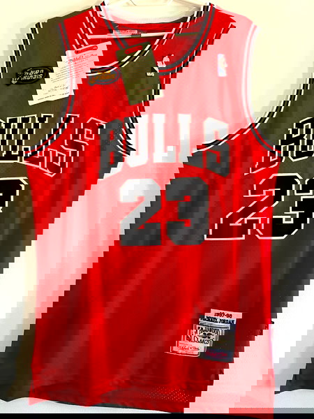 fanela emfanisi Michael Jordan Chicago Bulls Road Finals 1997-98 Mitchell & Ness kokkini megethos Large