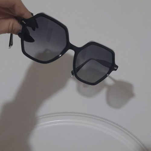 Gigistudios sunglasses new with case and accessories