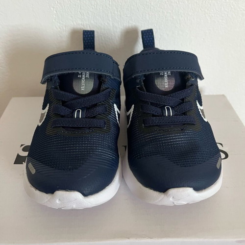 Nike Downshifter 12 Kids Shoes new, size 21