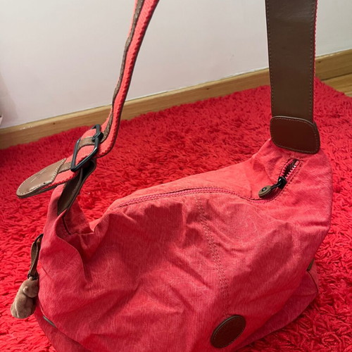 Kipling shoulder bag red with brown details like new