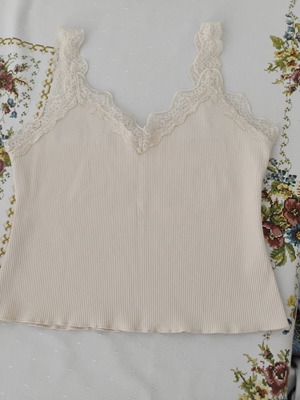 Mango top with lace details like new, beige, size XL