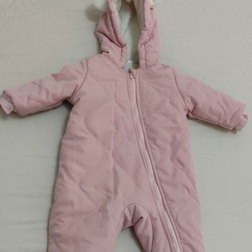 Baby girl exit jumpsuit like new, size about 80 cm
