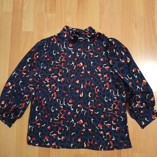 Zibi London women's blouse multicolored like new, size M/L