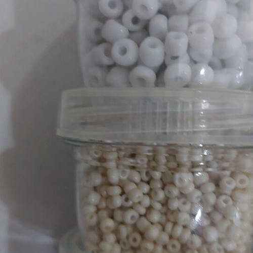 Seed Beads Set like new, various colors with storage containers
