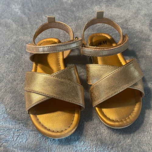 H&M children's sandals Size 26