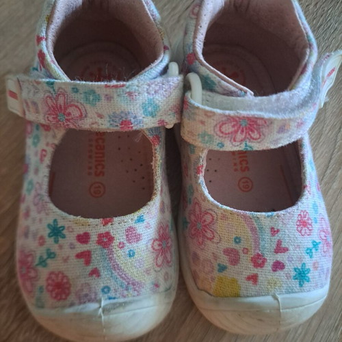 Biomecanics children's shoe like new, size 19