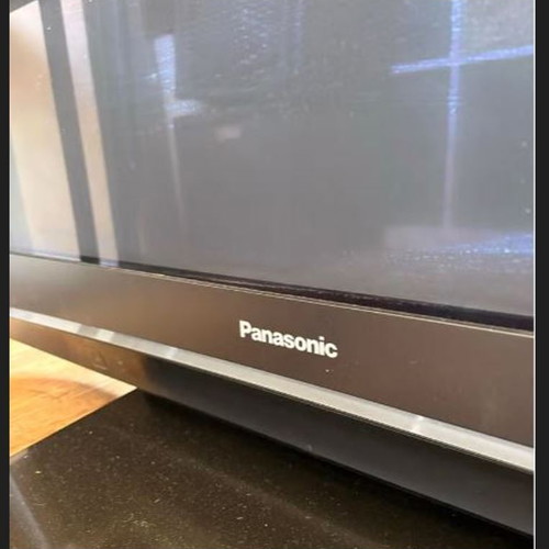 Panasonic Viera 37'' Plasma TV TH-37PX8E like new without digital mpeg4 decoder