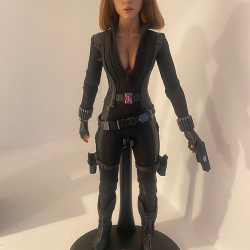 Black Widow Hot Toys figure Captain America The Winter Soldier