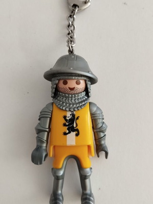 Playmobil ключодържател рицар като нов