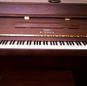 Πωλείται πιάνο Υamaha Eterna σε άριστη κατάσταση 1600€