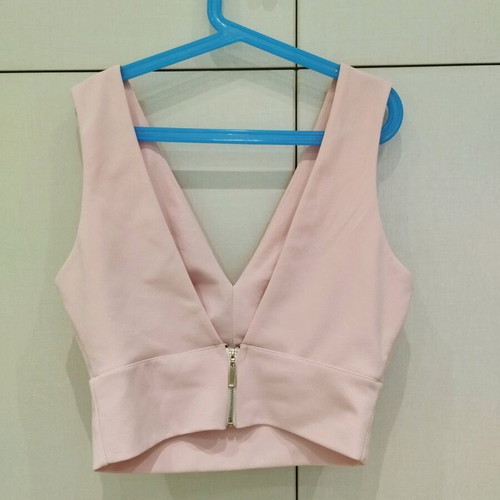 Γυναικείο ροζ crop top σαν καινούργιο, μέγεθος M