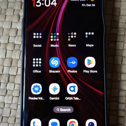 OnePlus 9 Pro green 8GB RAM 128GB Dual SIM like new with new battery