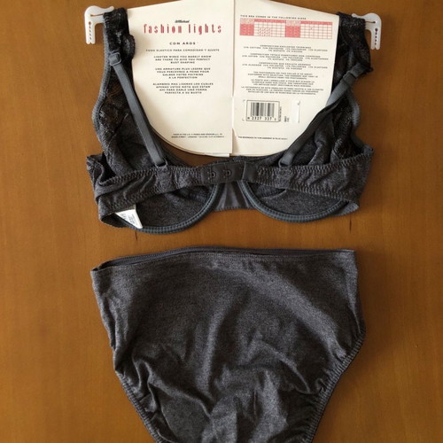 Marks & Spencer 32C grey underwear set