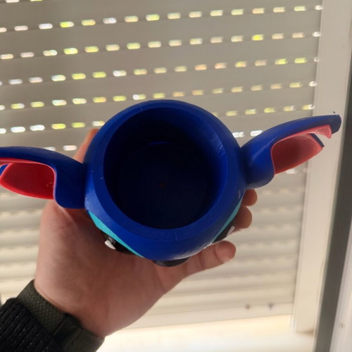 Stitch bowl like new, decorative and functional