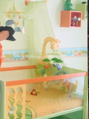 Vibel children's bed with plexiglass green yellow orange like new
