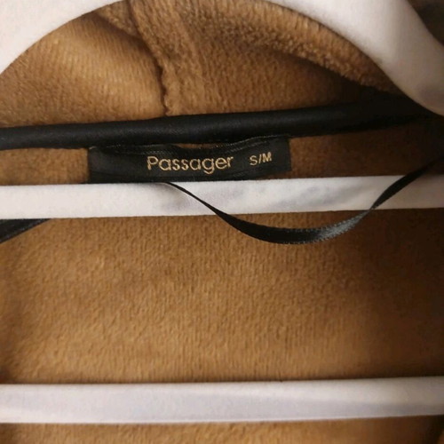 Passager cape S/M black and brown like new