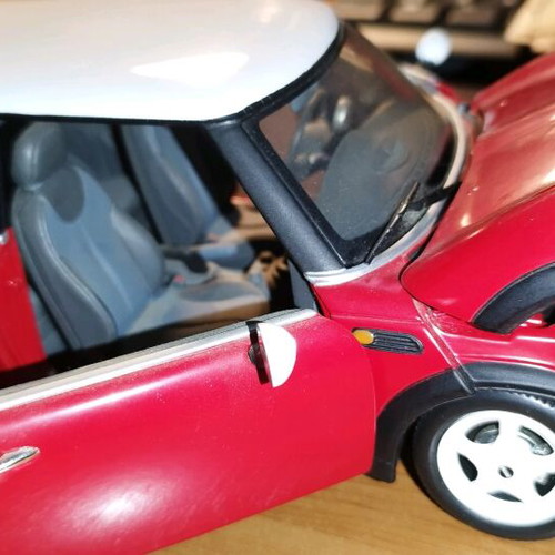Mini Cooper used metal model car 1:18 red with white roof