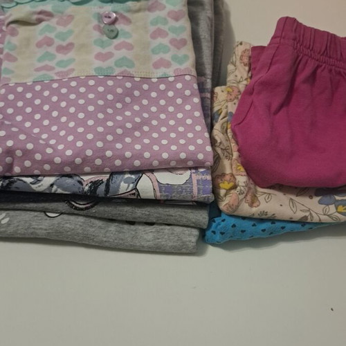 Girls' clothing pack, 8 sleepwear pieces, ages 6-8