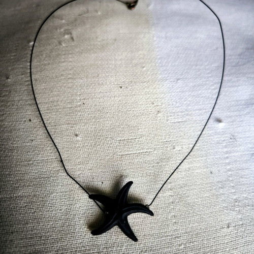 Black bracelet and star necklace set with thin cord, new