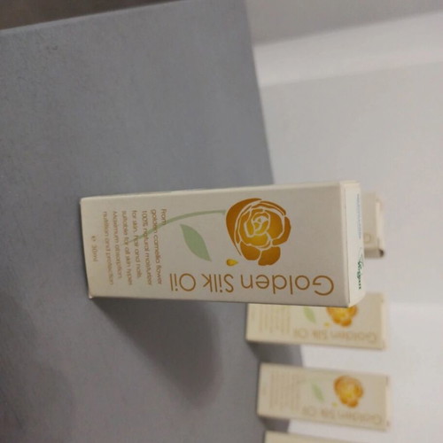 Golden silk oil new, pack of 5 with dark silk and vitamin E