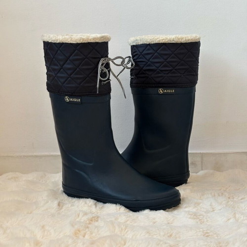 Aigle women's rain boots like new, size 40, natural rubber with fur