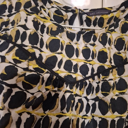 M&S Collection blouse with geometric print like new, size XL