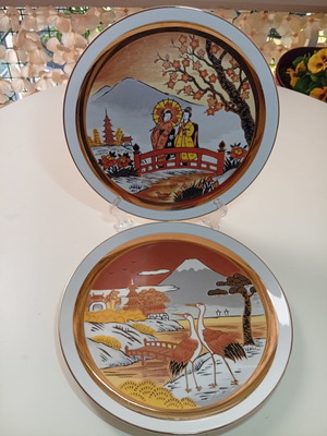 The Art of Chokin Decorative Plates Set of 2, like new