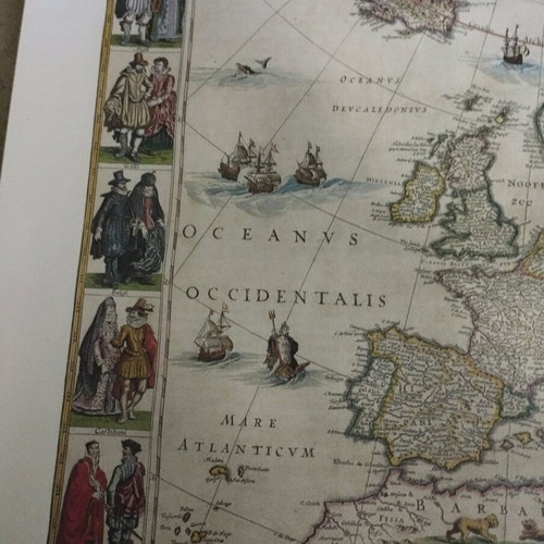 Vintage Hammond Europe map print like new