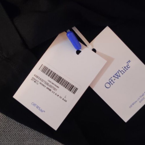 Off White black t-shirt size Large with logo and arrow design