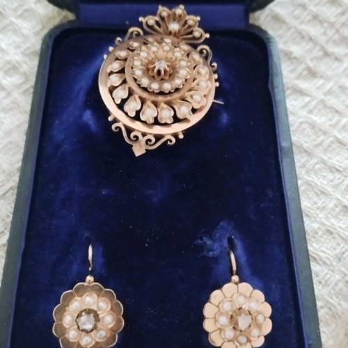 Gold set with diamonds and pearls new