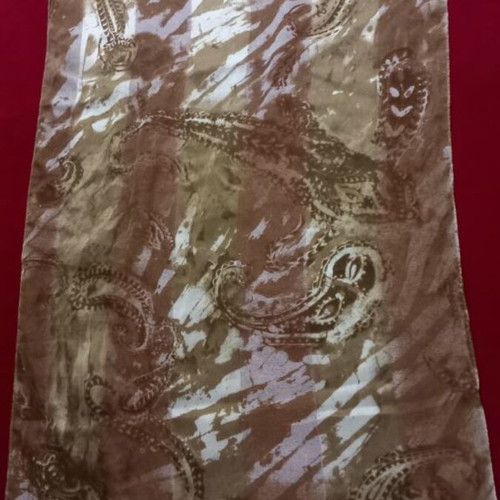 Scarf 1.55x0.34 that does not wrinkle